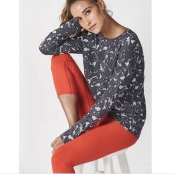 NWT Fabletics Burnout Oversized Pullover French Terry Long-sleeve Size M - Picture 3 of 12